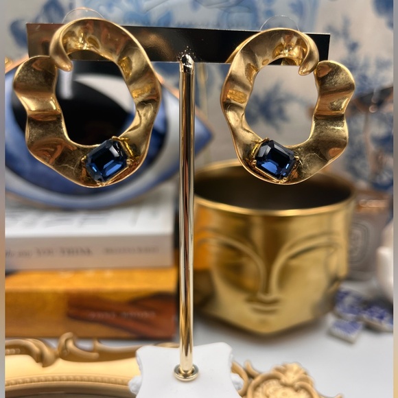 🆕 OSCAR DE LA RENTA 🧿 NWOT Gold Sculptural Stone "O" Shaped Hoops - Picture 9 of 14